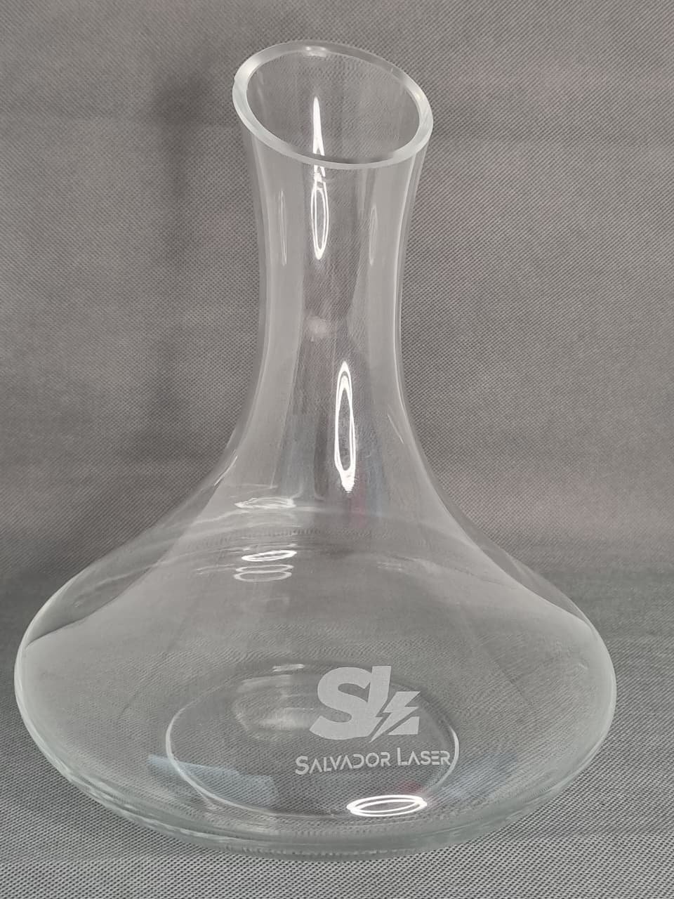 https://www.salvadorlaser.com.br/products/uploads/_original/decanter-de-vinho-1-5l-132287.jpeg