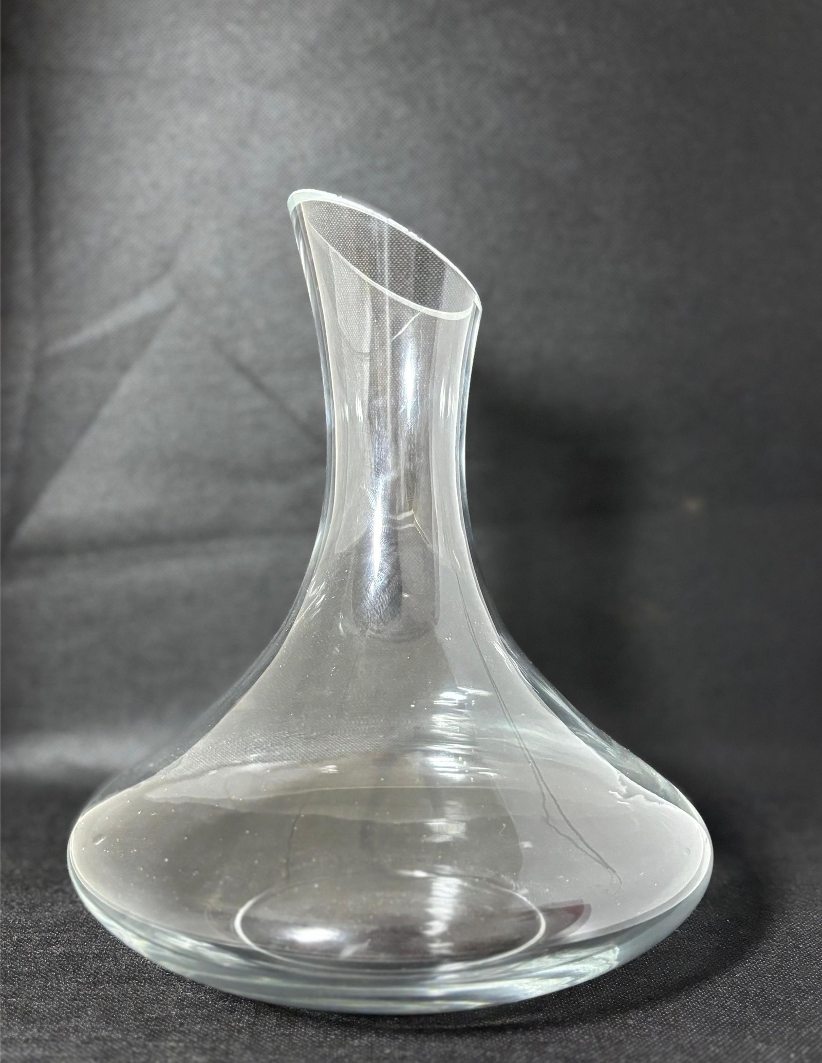 https://www.salvadorlaser.com.br/products/uploads/_original/decanter-de-vinho-1-5l-384859.jpg